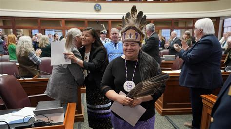 Bipartisan bill would allow tribes in Maine to benefit from federal law, stops short of sovereignty